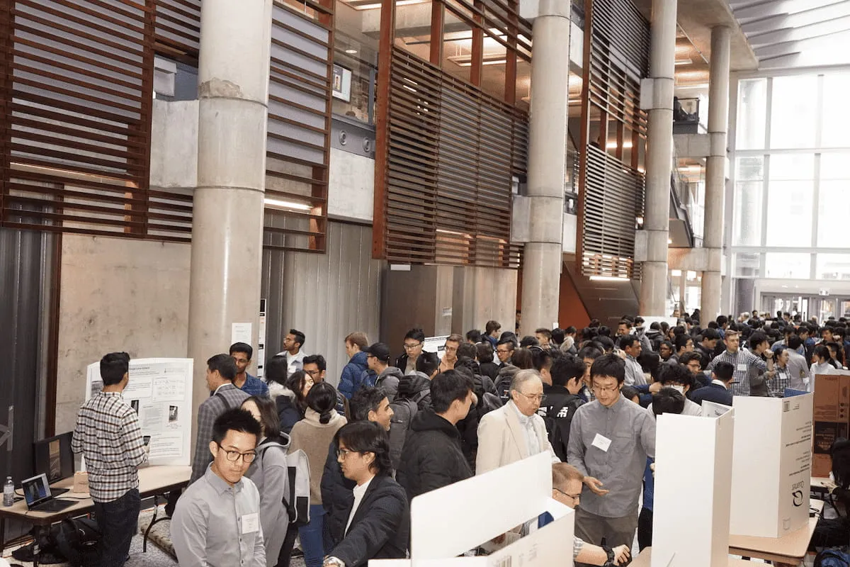 Students, alumni, faculty, industry and the public packed the Bahen Centre for Information Technology on April 5, 2019 to see fourth-year ECE students demonstrate their capstone projects.
